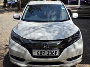 Honda Vezel 2016 White for sale