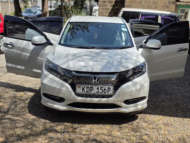 Honda Vezel 2016 White