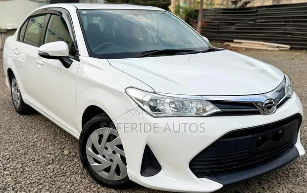 Toyota Axio 2020 Pearl