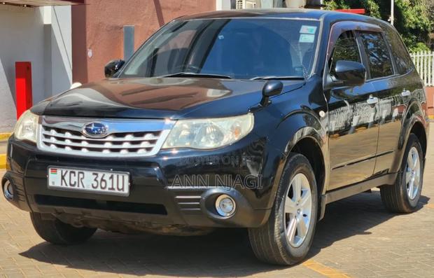 Subaru Forester 2012 Black