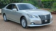 Toyota Crown 2016 Silver for sale