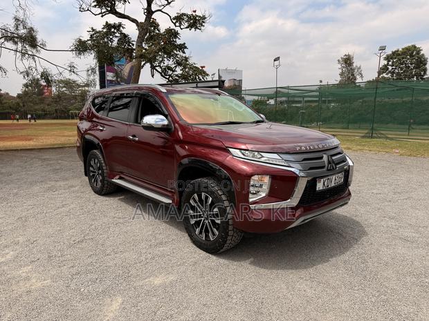 Mitsubishi Pajero Sport Exceed 2020 Red