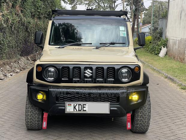 Suzuki Jimny 2022 Beige