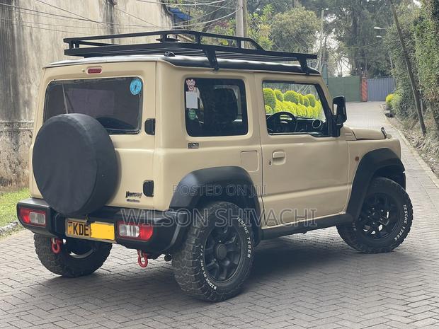 Suzuki Jimny 2022 Beige