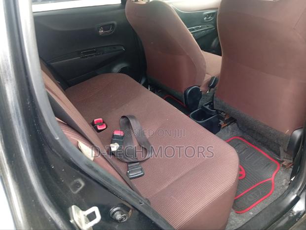 Toyota Vitz 2012 Black