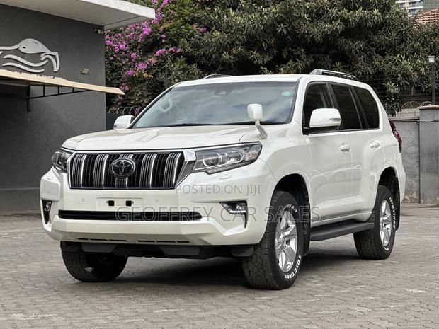 Toyota Land Cruiser Prado 2.8 2019 Pearl