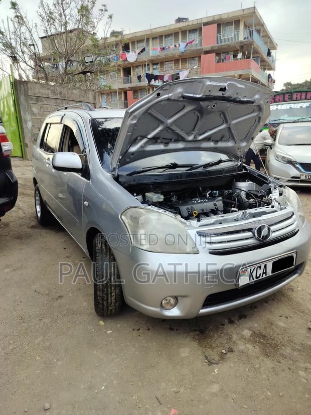 Toyota Raum 2008 Silver