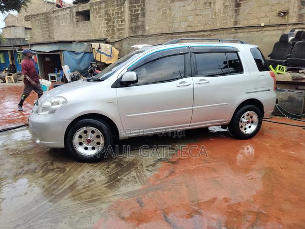 Toyota Raum 2008 Silver