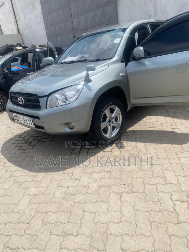 Toyota RAV4 2006 Green