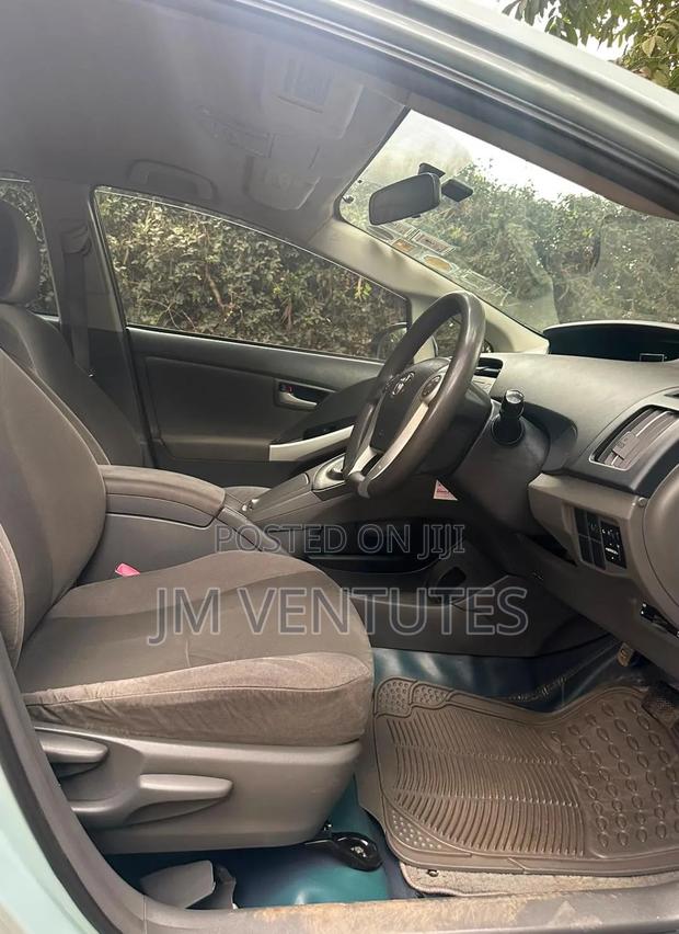 Toyota Prius 2011 Blue