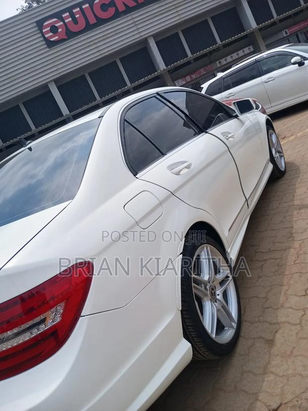 Mercedes-Benz C200 2013 Pearl