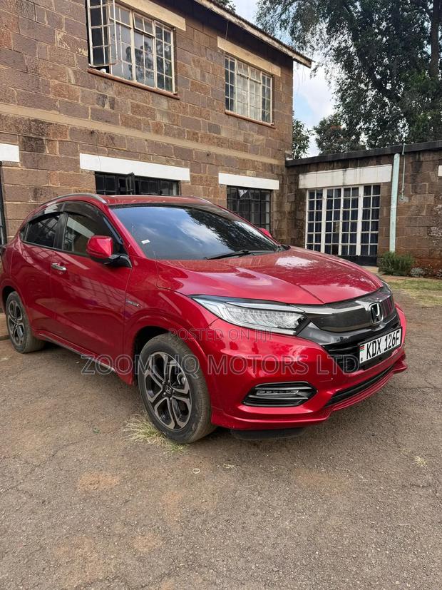 Honda Vezel 2018 Red