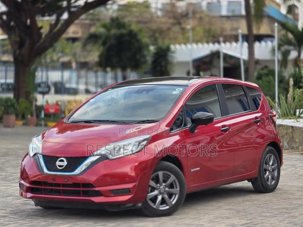 Nissan Note 2019 Red