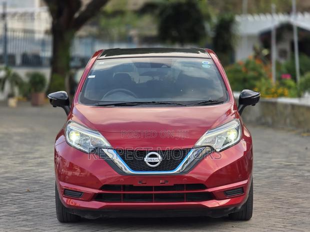 Nissan Note 2019 Red