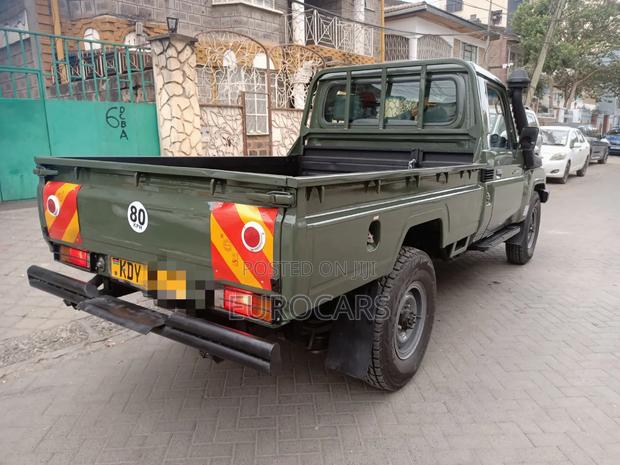 Toyota Land Cruiser 2009 Green