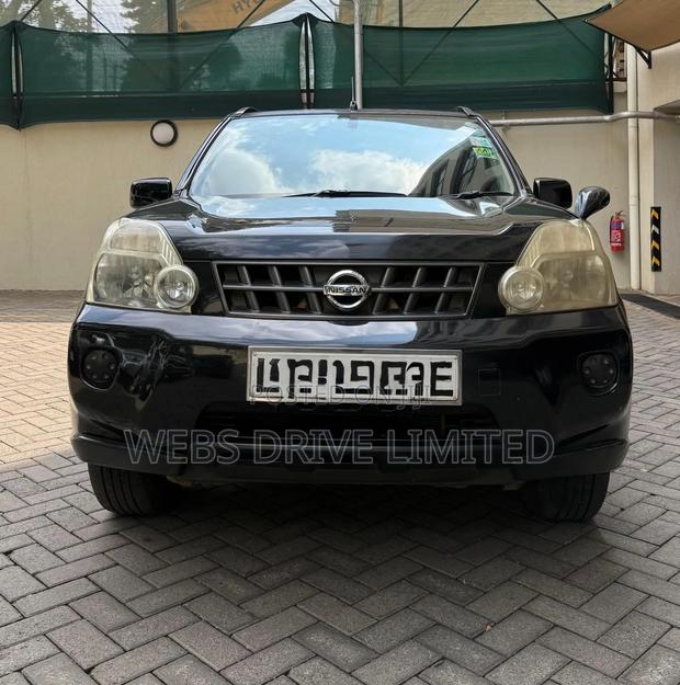 Nissan X-Trail 2010 Black