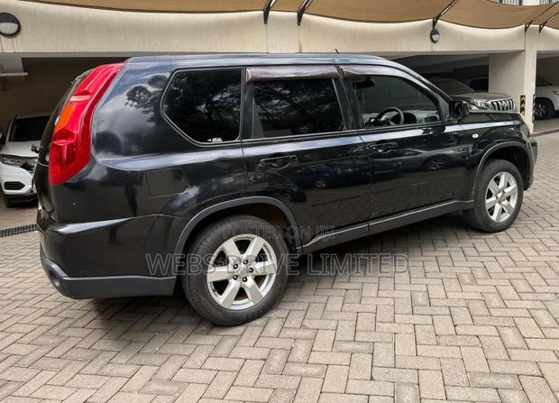 Nissan X-Trail 2010 Black