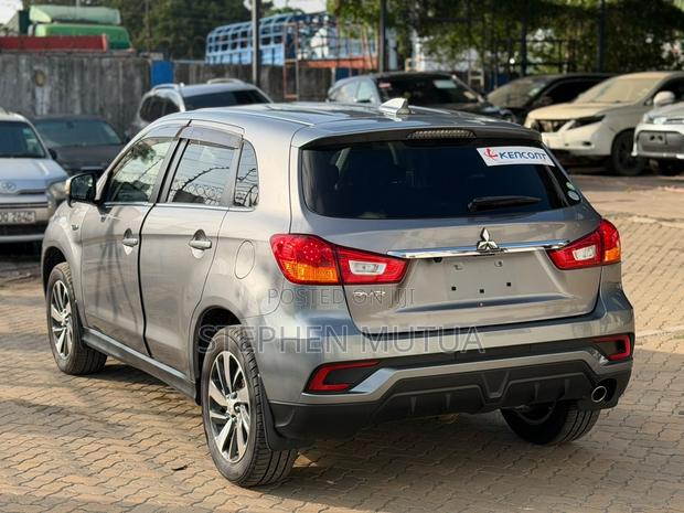 Mitsubishi RVR 2019 Gray
