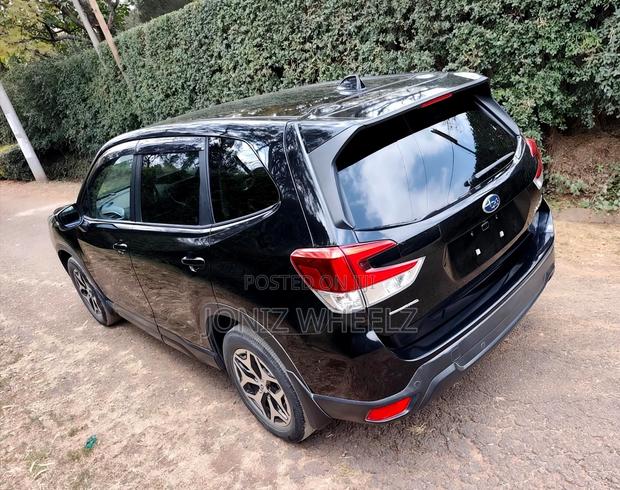 Subaru Forester Premium AWD 2019 Black