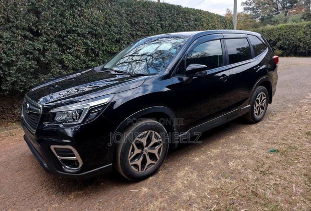 Subaru Forester Premium AWD 2019 Black
