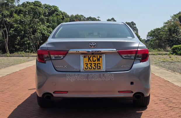 Toyota Mark X 2013 Gray
