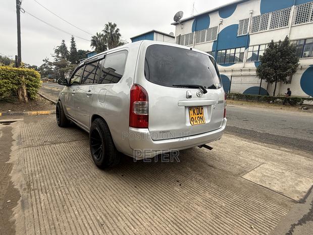 Toyota Succeed 2018 Silver