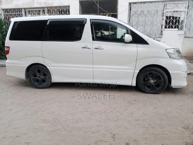 Toyota Alphard 2008 White
