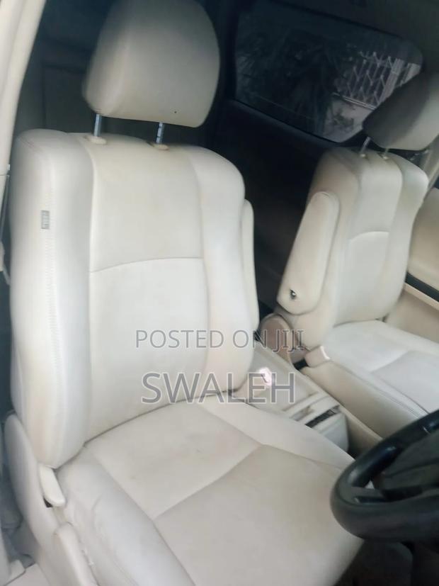 Toyota Alphard 2010 White