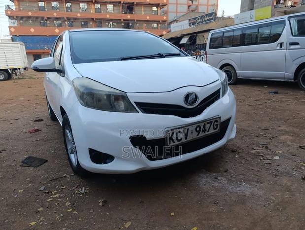 Toyota Vitz 2011 White