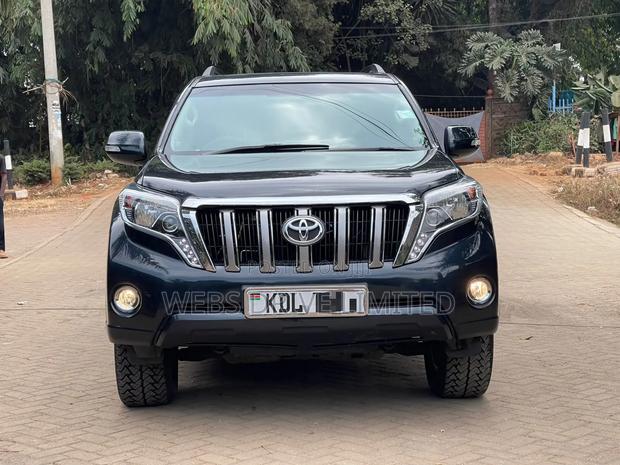 Toyota Land Cruiser Prado 2011 Black