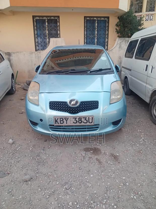 Toyota Vitz 2008 Blue