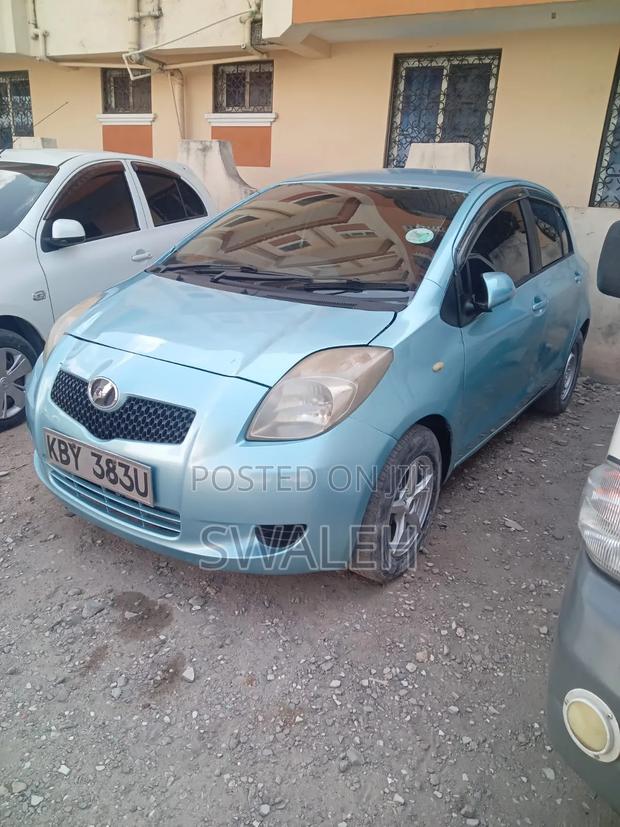 Toyota Vitz 2008 Blue
