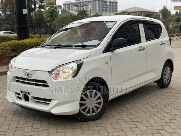 Toyota Pixis Epoch 660 FWD 2019 White