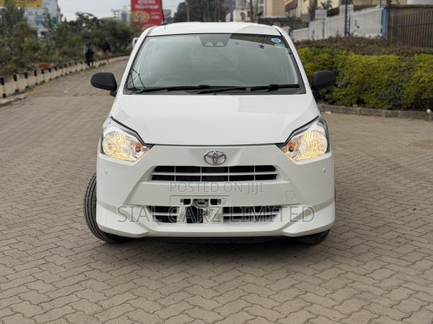 Toyota Pixis Epoch 660 FWD 2019 White
