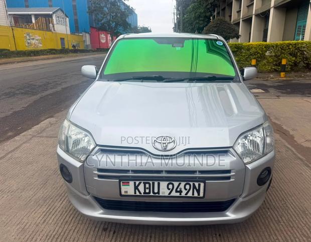 Toyota Succeed 2018 Silver