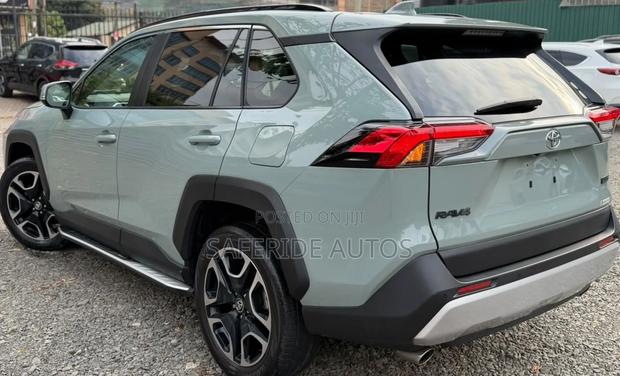 Toyota RAV4 Adventure AWD 2020 Ivory