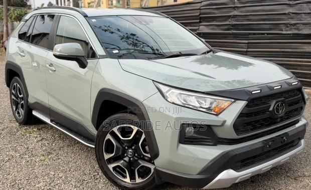 Toyota RAV4 Adventure AWD 2020 Ivory
