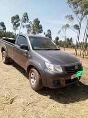 Toyota Hilux 2013 Gray for sale