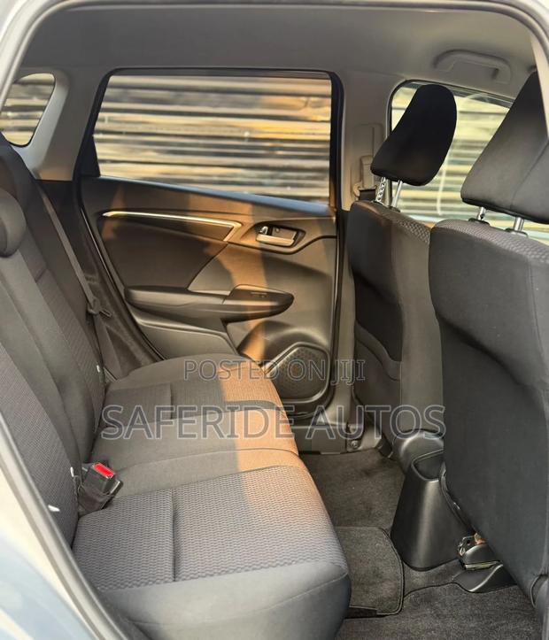 Honda Fit 2019 Silver