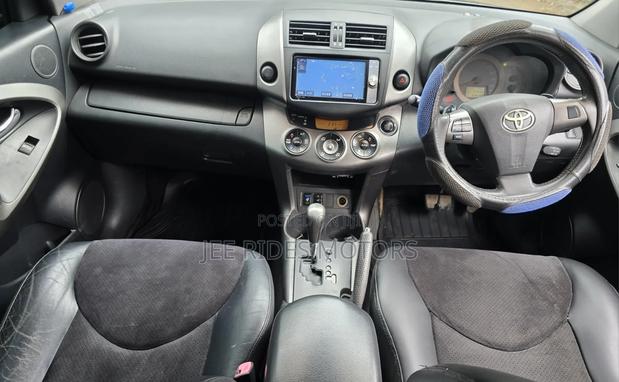 Toyota Vanguard 2010 Matt Black