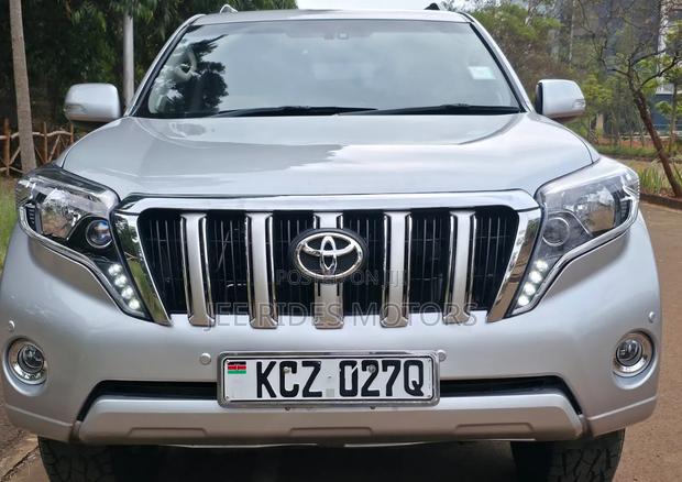 Toyota Land Cruiser Prado 2012 Silver