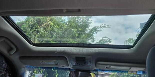 Toyota Land Cruiser Prado 2018 Pearl