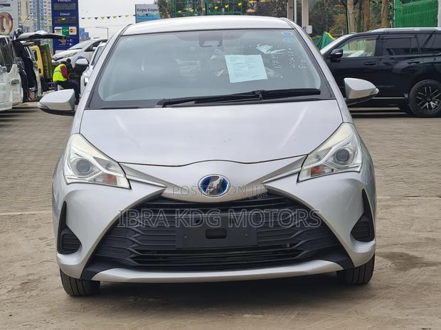 Toyota Vitz 2019 Silver