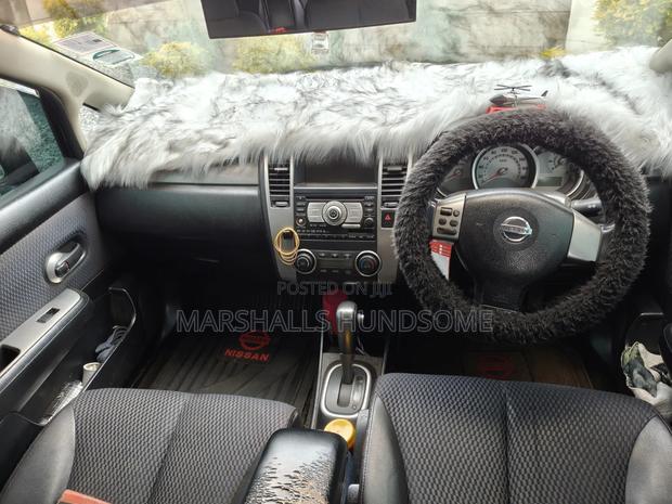 Nissan Tiida 2011 Black