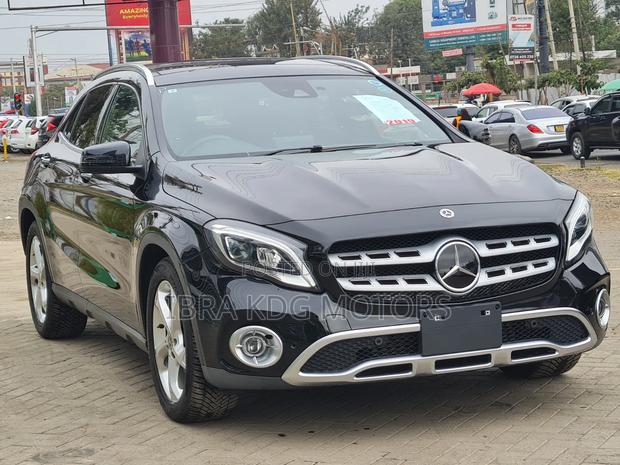 Mercedes-Benz GLA-Class 2019 Black