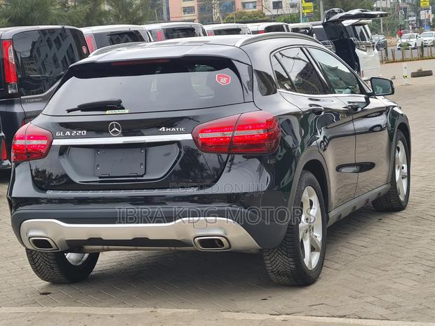 Mercedes-Benz GLA-Class 2019 Black