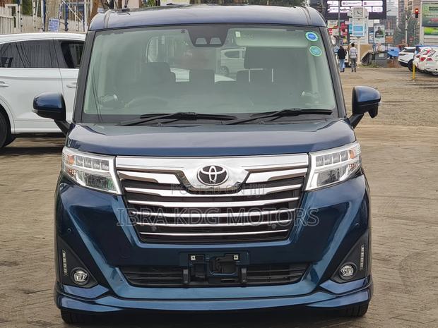 Toyota Roomy 2019