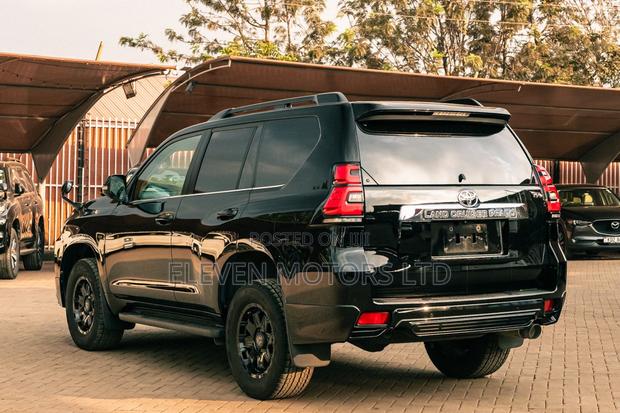 Toyota Land Cruiser Prado 2020 Black