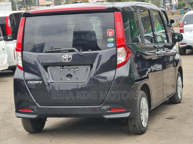 Toyota Roomy 2019 Black