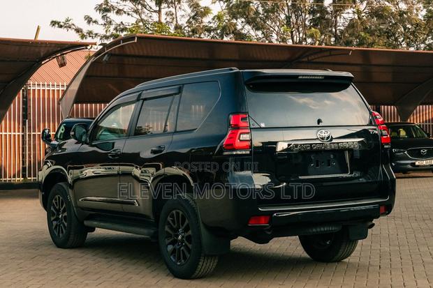Toyota Land Cruiser Prado 2020 Black